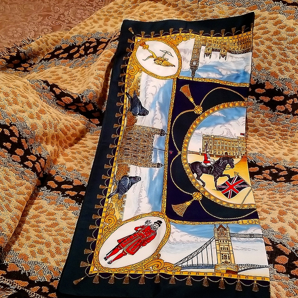 Art of the Scarf